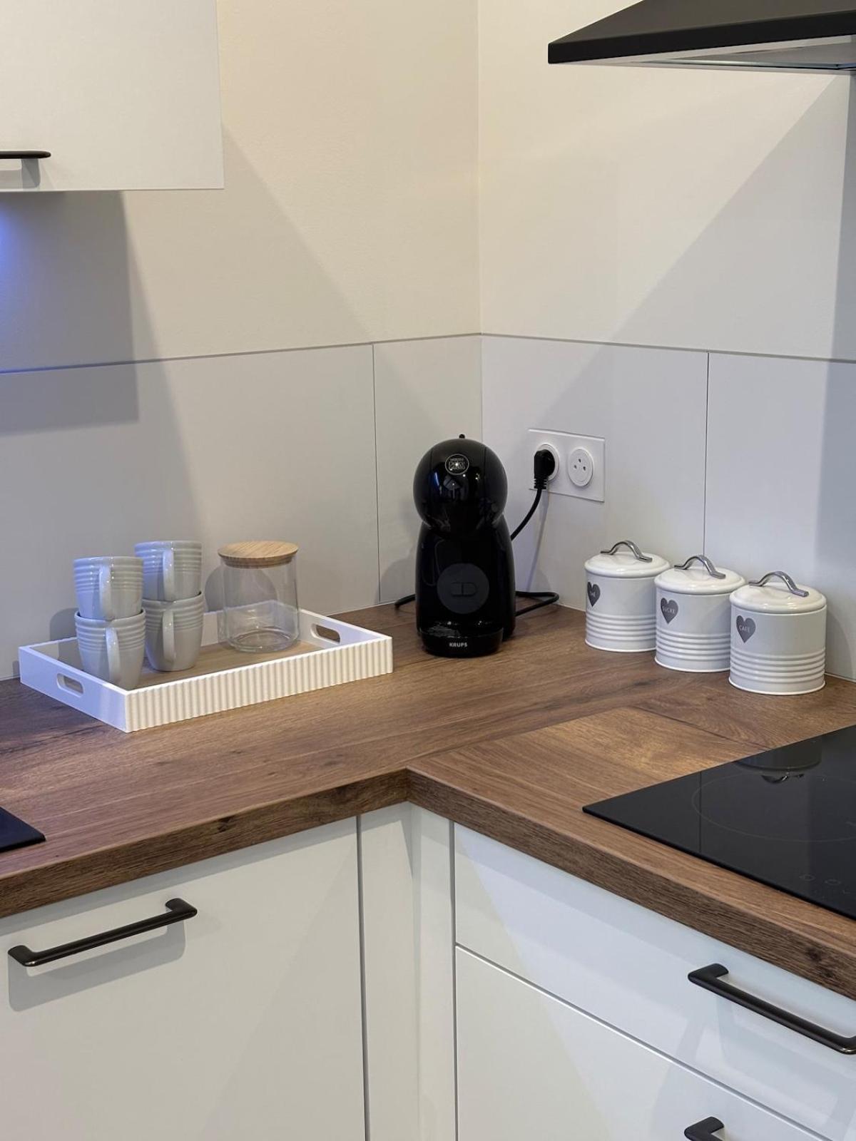 Appartement T2 Entierement Renove Place Saint Pierre *